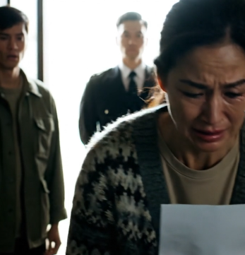 He said it like a joke, eyes glued to his phone: “Mom, I’m tired of seeing you every day. Find your own place.” His wife didn’t even look up—just added, “Yeah… it’s time.” So I smiled, went quiet, and slid the only deed across my table—the one with my name on it. When the agent whispered, “We can list tomorrow,” I nodded. The next morning, a bright SOLD sign kissed their lawn… and my son finally understood what boundaries cost. But the real shock?